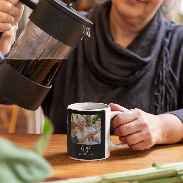 Gigi Established Script Black 3 Foto Kaffeetasse (Von Creator hochgeladen)