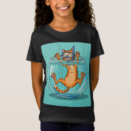 Ginger Cat in einem Aquarium von Natasha Us T-Shirt