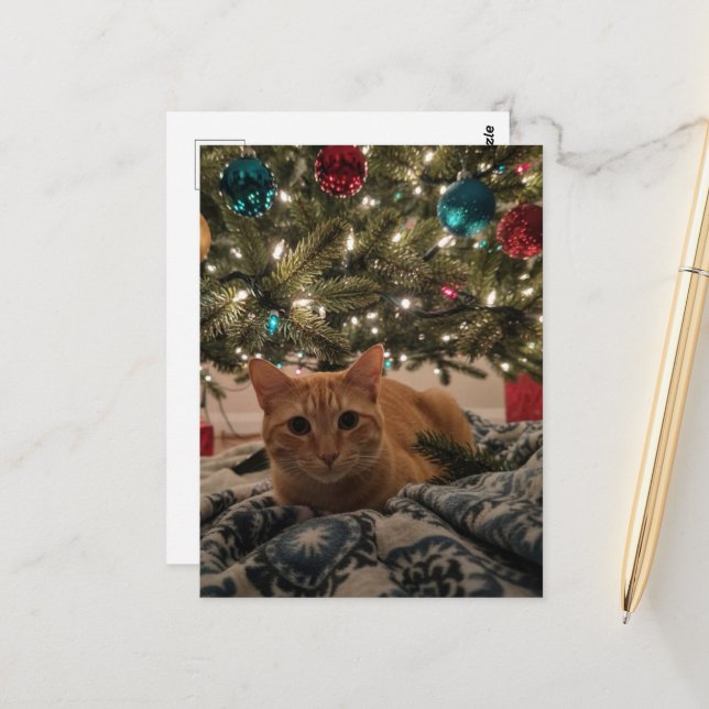 Ginger Kitty unterm Weihnachtsbaum Postkarte (Vorderseite/Rückseite Beispiel)