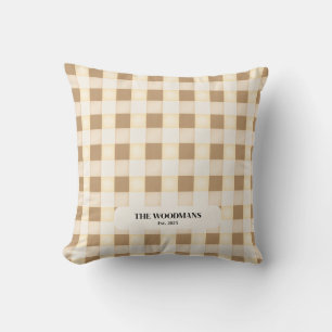 Gingham-Muster mit Throw-Typ mit Familienname Kissen
