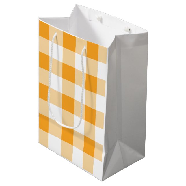 Gingham Pattern Mittlere Geschenktüte (Vorderseite Schrägansicht)