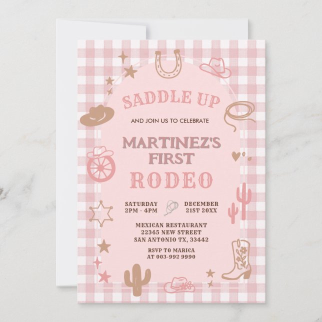 Gingham Pink Girl My First Rodeo Cowgirl Birthday Einladung (Vorderseite)
