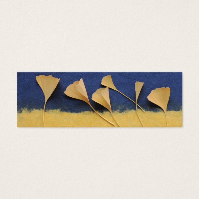 Ginkgo-Blätter auf handgefertigten Lesezeichen (Vorderseite)