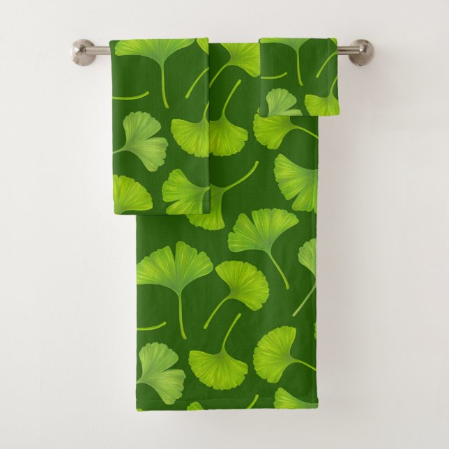 Ginkgo-Muster in dunkelgrün Badhandtuch Set (Insitu)