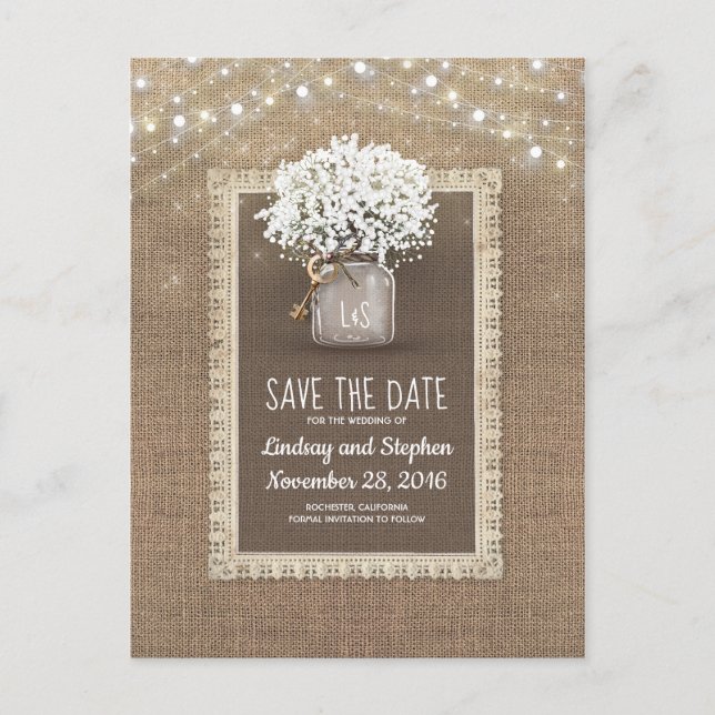 Gipskraut Mason Jar Rustic Save the Date Ankündigungspostkarte (Vorderseite)
