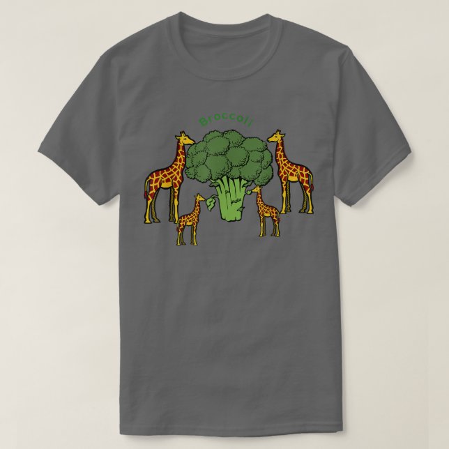 Giraffe Family Eating Broccoli Tree  T-Shirt (Design vorne)
