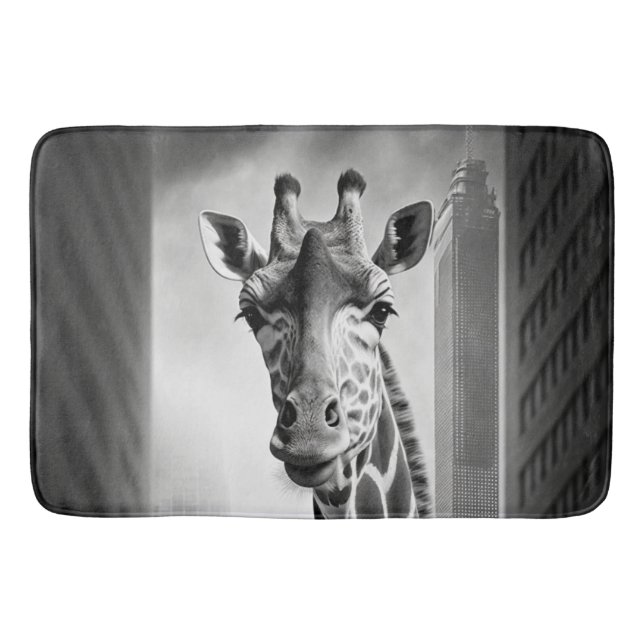Giraffe in einem Stadtbild Badematte (Vorderseite)