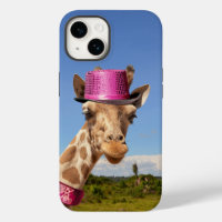 Giraffe in funkelnd-rosa Hut