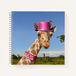 Giraffe in funkelnd-rosa Hut Notizbuch