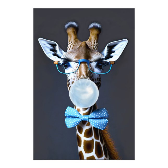 Giraffe mit Brille, Krawatte mit Bugs, blauer Kaug Fotodruck (Vorne)