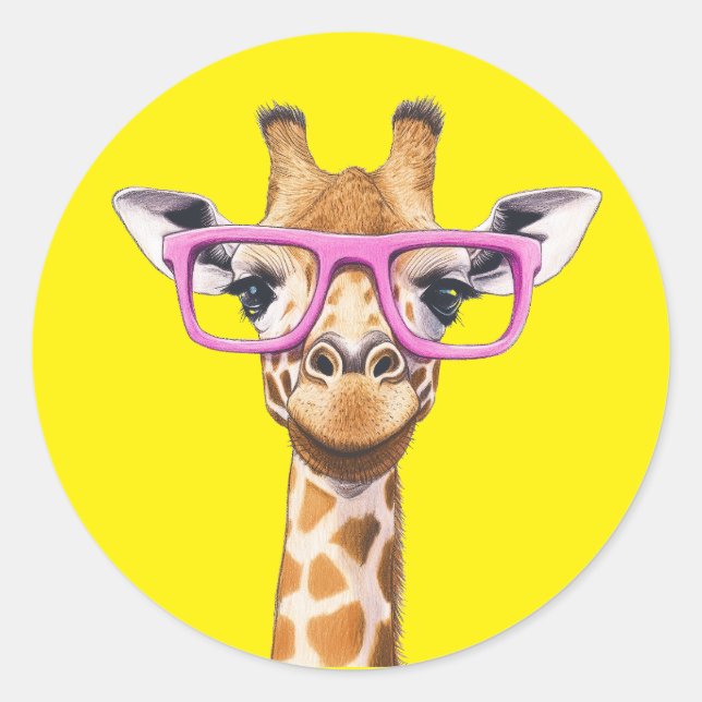 Giraffe mit rosafarbener Brille Gelber Backgrad. A Runder Aufkleber (Vorderseite)