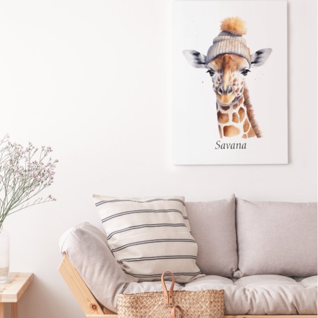 Giraffe mit Winterhut, individualisierbares Poster (Von Creator hochgeladen)