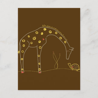 Giraffe und Schildkröte auf braun und gelb Postkarte