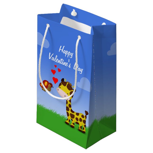 Giraffe und Schmetterling-Valentinstag Kleine Geschenktüte (Vorderseite Schrägansicht)