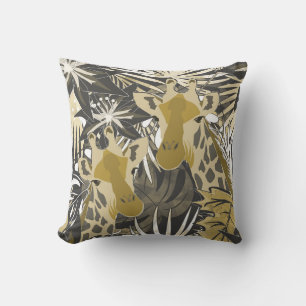 Giraffen im Nachtwald. Kissen
