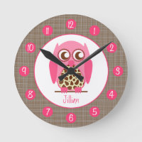 Giraffen-u. rosa Eulen-personalisierte Uhr