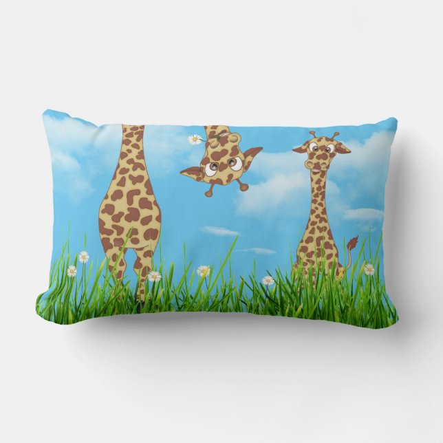 Giraffes en Herbe avec nuages Lumbar Coussin (Recto)