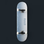 Giralblue Glitzer Skateboard mit Namen<br><div class="desc">Dieses benutzerdefinierte Rosa Imitat Glitzer Skateboard Deck ist einfach zu personalisieren. Machen Sie dieses Skateboard zu Ihrem eigenen, indem Sie Ihren Text hinzufügen. Um auf erweiterte Bearbeitungstools zuzugreifen, gehen Sie bitte zu "Personalisieren Sie diese Vorlage" und klicken Sie auf "Details", scrollen Sie nach unten und drücken Sie den Link "Klicken...</div>