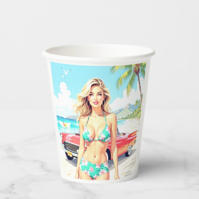 Girl am Strand mit einem klassischen Auto Pappbecher (Vorderseite)