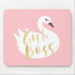 Girl Boss | Chic Girly White Swan & Polka Dot Mousepad<br><div class="desc">Mit unseren einzigartigen Mauspad-Drucken können Sie Ihren Arbeitsraum personalisiert machen. Eine wunderschöne große, stylisierte, weiße Schwanenillustrierung mit den Worten "Girl Boss", die in einem Pinsel-Script-Schriftart entworfen wurde, ist das Imitat gold, das über die Schwan-Illustration aufgenommen wurde. Ein rot-rosa Polka Punkt Hintergrund kontrastiert wunderschön mit der Schwan-Abbildung. Alle Illustrationen in diesem...</div>
