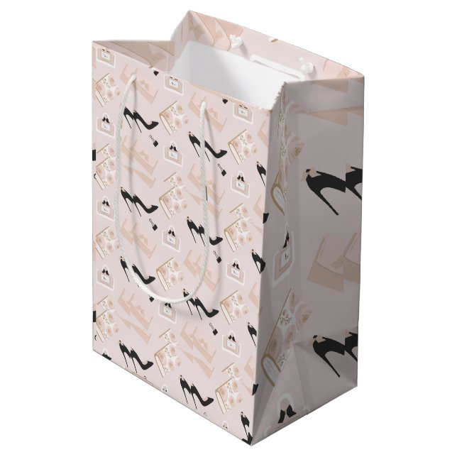 Girl Boss Mittlere Geschenktüte (Rückseite Schrägansicht)