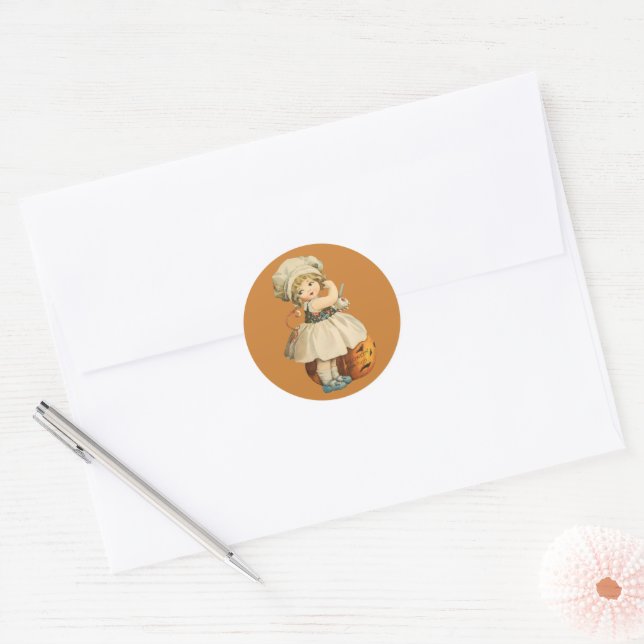 Girl Carving Apple Halloween Stickers (Umschlag)