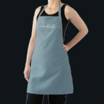 Girl dark stausty blue benutzerdefinierter Skriptn Schürze<br><div class="desc">Personalisierte dunkelstaubblaue,  benutzerdefinierte Skriptnamen Text monogram solide schlichte Farbe einfach gürlich elegante elegante dunkelstaubige,  blaue und weiße Text Küche Schürze. Anpassen,  personalisieren Sie es mit Namen,  Zitat,  Phrasen oder Text. Geeignet für Köche,  Koch,  Keramik,  Keramiken,  Handwerk,  Arbeit,  Küche,  Backen,  Grillen,  Grill etc.</div>