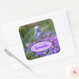 Girl Garden Statue Purple Blumen Umschlag Aufklebe Quadratischer Aufkleber