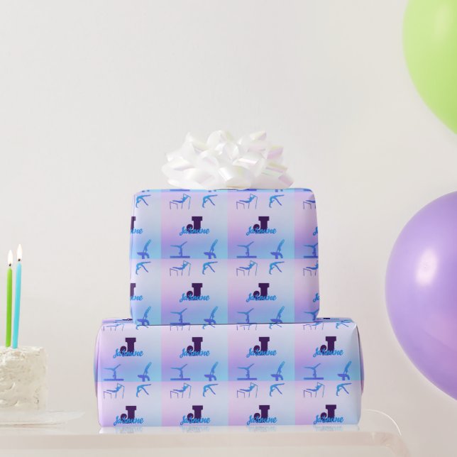 Girl Gymnastik Blue Lila Monogram Personalisiert Geschenkpapier (Partygeschenke)