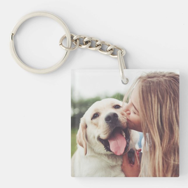 Girl Kissing Dog Schlüsselanhänger (Vorderseite)