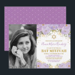 Girl Lila Lavender Gold Floral Bat Mitzvah Einladung<br><div class="desc">Feiern Sie mit diesem wunderschönen Lavendel und der goldenen Blumeneinladung den Bat Mitzvah Ihrer Tochter! Die Formulierung ist vollständig anpassbar. Wenn Sie gewollt haben,  den Stil,  die Farben oder die Grafiken zu ändern,  klicken Sie einfach auf die Schaltfläche "Weitere Anpassungen anklicken".</div>