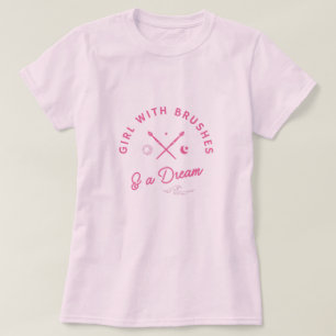 Girl mit Pinsel und einem Traumkünstlerischen T - T-Shirt
