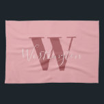 Girl Monogramm und Name Rosa rot Geschirrtuch<br><div class="desc">Girly Monogram und Name rosa rot Kalligraphie Anpassbare Monogramm und Name auf dem Monogramm in Rosa- und Rosatönen geschrieben. Das Monogramm ist ein großer Buchstabe in dunkelrosa Rot und der Name ist in handgeschriebenen Buchstaben mit sehr hellrosa Farbe geschrieben. Die Farben der Buchstaben aus dem Monogramm und dem Namen, sowie...</div>