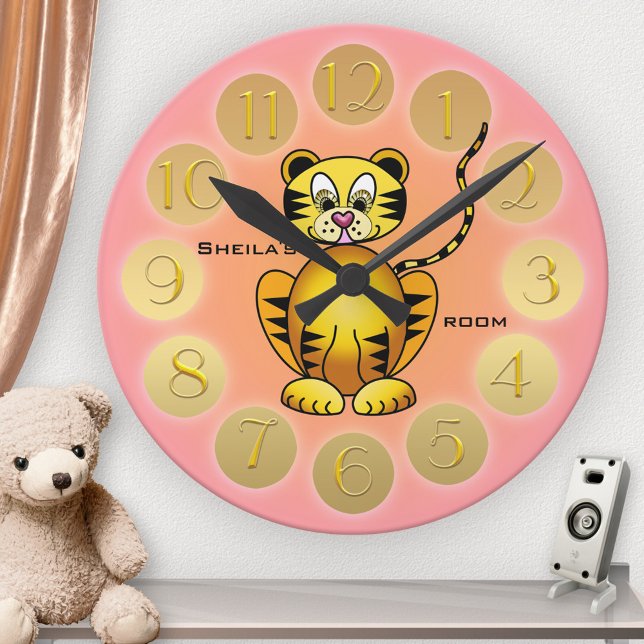 Girl Niedlich Tiger Pink Gold Wall Clock Große Wanduhr (Von Creator hochgeladen)