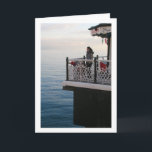 Girl on Pier, Beach Portrait Karte<br><div class="desc">Mädchen auf Pier, Beach Portrait Grußkarte. Sie können dieses Produkt ganz einfach kostenlos anpassen, wenn Sie Text hinzufügen oder die Farbe des Hintergrunds ändern möchten.</div>