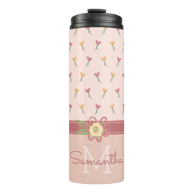 Girl Pastel Peach Herz Blume Muster & Monogramm Thermosbecher (Vorderseite)