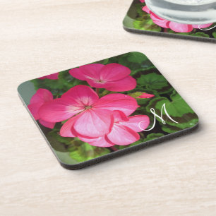 Girl Pink Geranium Foto Monogram Getränkeuntersetzer