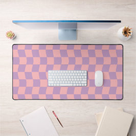 Girl Pink Lila Wavy Checkerboard Ästhetik Schreibtischunterlage