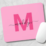 Girl Pink Monogram Script Name Mousepad<br><div class="desc">Personalisiertes Girly Pink Script Initial Monogram Mouse Pad. Fügen Sie mit diesem schicken Mauspad Ihrem Arbeitsbereich einen Pop Spaß und femininen Charme hinzu. Mit einem hellen, fröhlichen rosa Hintergrund mit einem fett-magentafarbenen, heißen rosa Initial und einem schwarzen Skriptnamen ist dieses Design perfekt für jedes Mädchen. Ideal für Schwestern, Schüler oder...</div>