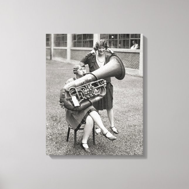 Girl Playing Tuba, 1928 Leinwanddruck (Vorderseite)
