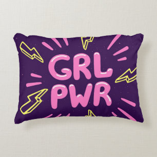 Girl Power feministischer Slogan, violetter Hinter Dekokissen