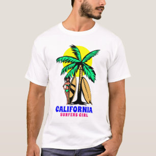Girl-Surfer am Strand von Kalifornien T-Shirt