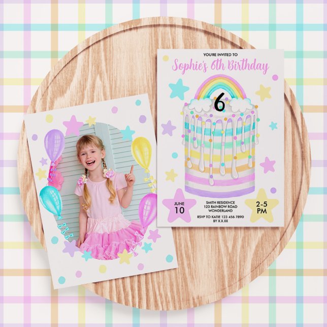Girl's Foto Rainbow Birthday Party Einladung (Girls' Rainbow Cake Birthday Photo Invitation)