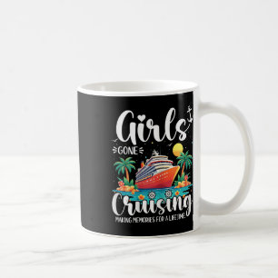 Girls gehen los und machen Erinnerungen für ein Le Kaffeetasse