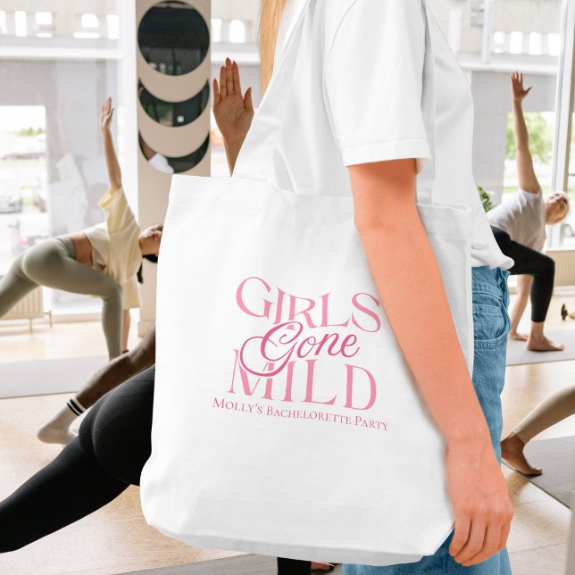 Girls Gone Mild - Custom Bachelorette Design Tragetasche (Girls Gone Mild tote bag with modern font – perfect for bridesmaid proposals or bridal celebrations!)