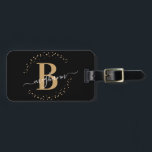 Girly Elegant Black Name Monogram Script Gepäckanhänger<br><div class="desc">Die personalisierte Gepäckmarke für das mit Monogramm Gepäck wird von Mädchen,  minimalistisch,  einfach,  modern,  schwarz und goldfarben geschrieben. Mit einem Monogramm-Initial- und einem gürtelhaften Namensschriftskript in einem handgeschriebenen Kalligraphie-Schriftart mit Schwänzen und gepunktetem Kreisrahmen um Ihr Monogramm.</div>