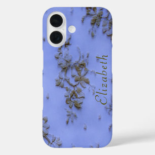Girly Gold Lace Blue Feminine und Elegant iPhone 16 Hülle