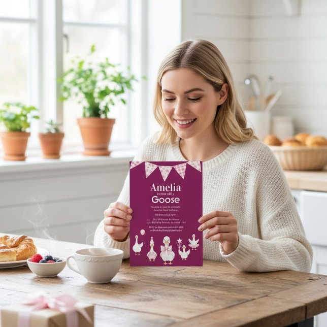 Girly Goose Birthday Party Invitation (Créateur téléchargé)