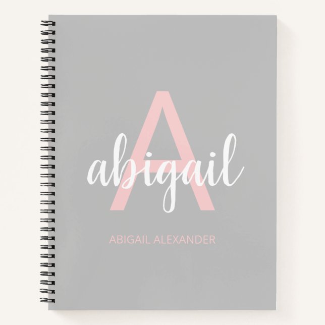 Girly Grey Pink Stilvolle moderne Monogram Name Notizbuch (Vorderseite)