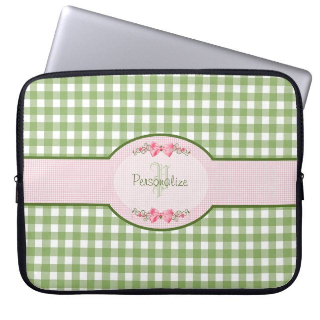 Girly grünes Gingham-Monogramm mit Namen Laptopschutzhülle (Vorderseite)